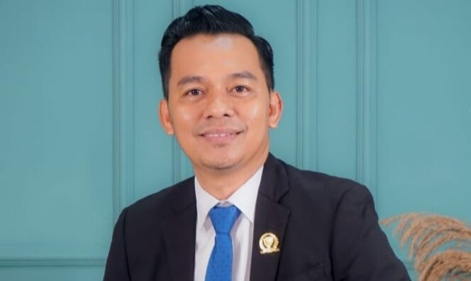 
					Ketua DPRD Banggai Laut, Patwan Kuba (Ist)
