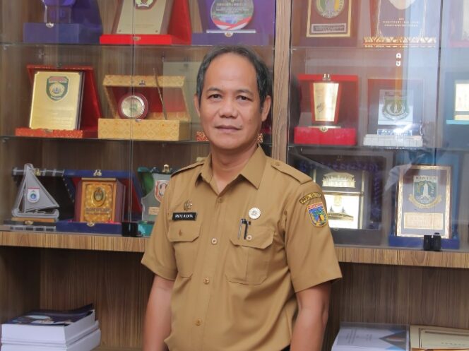 
					Kepala Badan Pendapatan Daerah (Bapenda) Provinsi Sulawesi Tengah, Rifky Anata Mustakim
