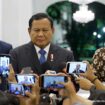Presiden Prabowo Subianto menyampaikan keterangan persnya kepada awak media di Istana Merdeka, Jakarta, pada Jumat, 6 Desember 2024. (Tangkapan Layar Youtube Setkab RI)