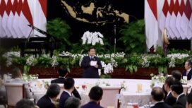 Presiden Prabowo Subianto menyampaikan sambutan pembukaan pada jamuan makan siang bersama delegasi JAPINDA dan JJC di Istana Negara, Jakarta Pusat  (BPMI Setpres)