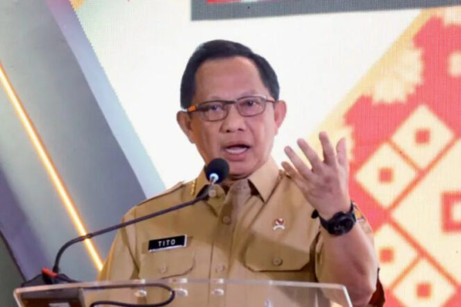 
					Lindungi Data Pribadi, Mendagri Komitmen Perkuat Pengawasan Pinjol