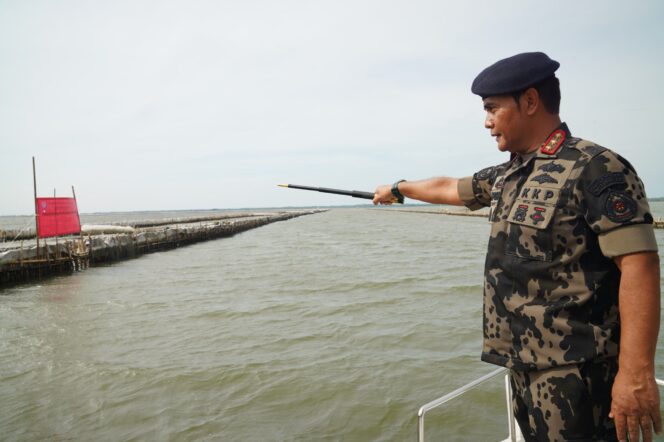 
					KKP Segel Pagar Laut di Perairan Bekasi