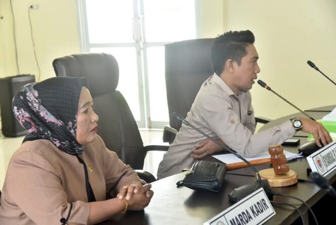 
					Komisi III DPRD Kabupaten Banggai Laut Gelar Rapat Kerja Bahas Efisiensi Anggaran dan PAD