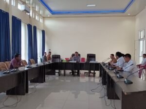 RDP bersama PLN ULP Banggai, Senin 10 Maret 2025 (Foto:Nomo/BanggaiTerkini)