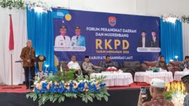 Bupati Banggai Laut Sofyan Kaepa, membuka Forum Perangkat Daerah dan Musrenbang RKPD Kabupaten Tahun 2026 (Foto: Nomo/BanggaiTerkini)