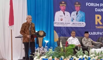 Bupati Banggai Laut, Sofyan Kaepa (Foto: Nomo/BanggaiTerkini)