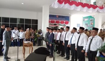 Prosesi pelantikan dan pengambilan sumpah jabatan pimpinan tertinggi pratama, jabatan administrator dan jabatan (Foto : Nomo/BanggaiTerkini)