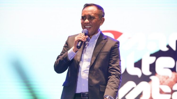 Resmi Menutup Puncak“Semarak Sulteng Nambaso 2025”, Gubernur : Momentum Bangkitkan Kecintaan Terhadap Tanah Kelahiran