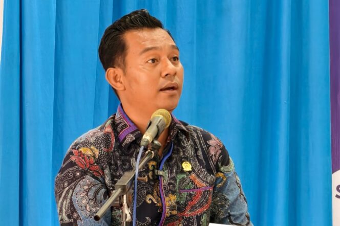 
					Ketua DPRD Banggai Laut Patwan Kuba,SH,MH (Ist)