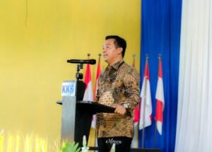 Patwan Kuba,.SH.,MH saat sambutan di Musyawarah Daerah Ke-1 Kerukunan Keluarga Sama Banggai Laut (Foto: Mocca Studio)