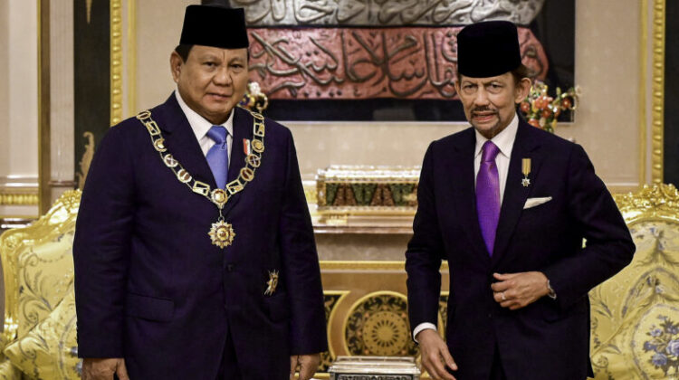 Presiden Prabowo Subianto Terima Bintang Kebesaran Tertinggi Brunei Darussalam dari Sultan Hassanal Bolkiah
