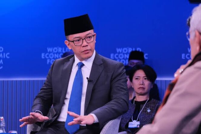 
					Cegah Situasi Memburuk, Menlu RI Harapkan Konflik Iran-Israel Segera Selesai