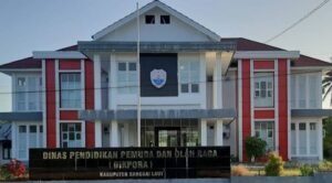 Kantor Dinas Pendidikan Pemuda dan Olahraga Kabupaten Banggai Laut di kawasan STQ, Desa Lampa (Istimewa)
