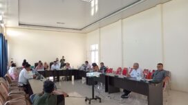 Suasana Rapat Dengar Pendapat (RDP) bersama DPRD, PUPR, BPKAD dan tim Pengacara (Foto: Nomo/BanggaiTerkini)