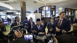 Presiden Republik Indonesia Prabowo Subianto menyampaikan prinsip Indonesia atas konflik global dalam pleno St. Petersburg International Economic Forum (SPIEF) 2025 di ExpoForum Convention and Exhibition Centre, St. Petersburg, Rusia (Foto: BPMI Setpres)