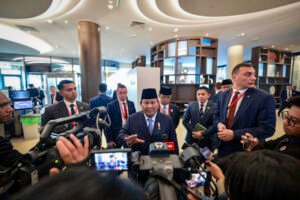 Presiden Republik Indonesia Prabowo Subianto menyampaikan prinsip Indonesia atas konflik global dalam pleno St. Petersburg International Economic Forum (SPIEF) 2025 di ExpoForum Convention and Exhibition Centre, St. Petersburg, Rusia (Foto: BPMI Setpres)
