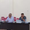 Dua pengacara Effendy Mokendji dan Martono Djibran pada RDP bersama DPRD Banggai Laut (Foto:Nomo/BanggaiTerkini)