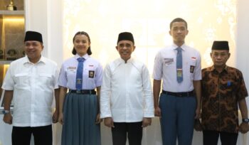Gubernur Anwar Hafid Resmi Lepas Riswan Komian dan Anggita Putri Ikut Paskibraka Nasional