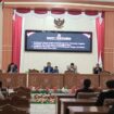 Paripurna pembahasan Raperda tentang Pertanggungjawaban Pelaksanaan APBD tahun 2024, Jumat 4 Juli 2025. (Foto: Nomo/ BanggaiTerkini)