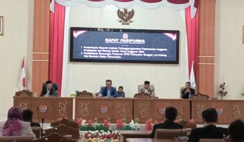 Paripurna pembahasan Raperda tentang Pertanggungjawaban Pelaksanaan APBD tahun 2024, Jumat 4 Juli 2025. (Foto: Nomo/ BanggaiTerkini)