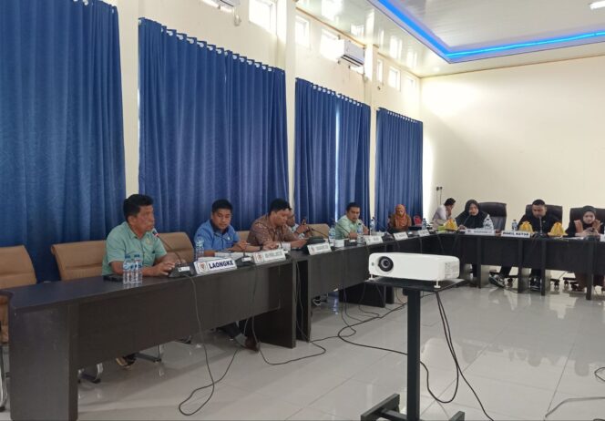 
					Suasana Rapat Dengar Pendapat (RDP), Senin 7 Juli 2025 (Foto:Nomo/BanggaiTerkini)