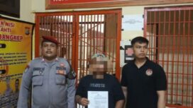 Kepala Desa Matanga, Banggai Laut, Aryando Mataiya insial AM ditahan Kepolisian (Ist)