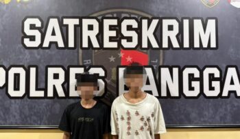 Dua Pemuda yang melakukan pencurian di Kantor Sinode Gereja Kristen Luwuk Banggai (GKLB) (Ist)
