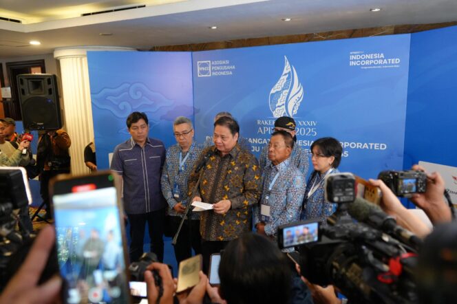 
					Ekonomi Indonesia Kuartal II Tumbuh 5.12 Persen