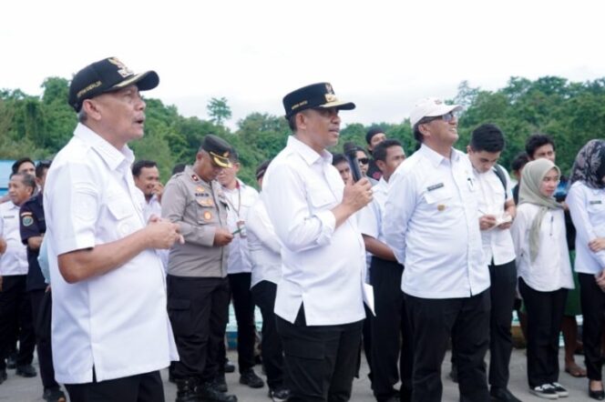 
					Gubernur Sulteng Tinjau Pelabuhan Perikanan Mato, Serap Aspirasi Nelayan Banggai Laut