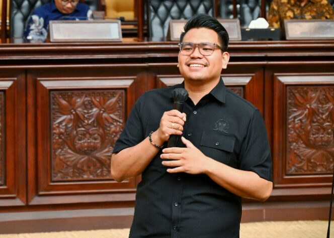 
					Wakil Ketua MPR RI, AM Akbar Supratman (dok.mpr ri)