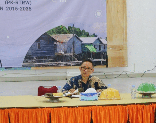 
					Kepala Bagian Ekonomi, Sumber Daya Alam dan Pembangunan, Setda Banggai Laut
Saumuddin Samatan (Foto : Istimewa)