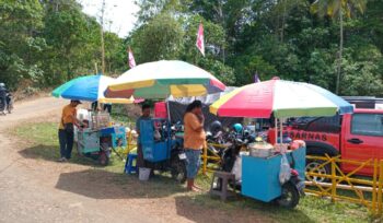 UMKM pada jambore cabang pramuka Banggai Laut (Foto: Nomo/BanggaiTerkini)