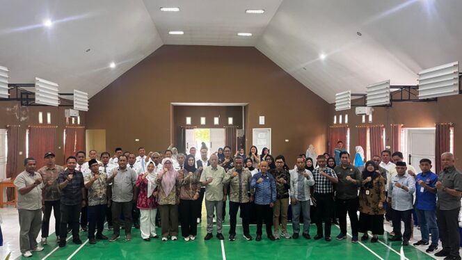 
					Diikuti 21 Peserta, Bupati Sofyan Kaepa Buka Assessment 7 OPD