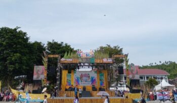 Pembukaan Festival Tumbe 2025 di Kawasan Taman Kota Banggai