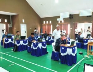 Bupati Sofyan Kaepa memantau langsung asessment kompetensi seleksi terbuka Sekda (Foto: Ist)