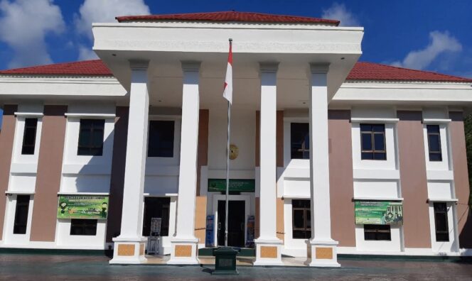 
					Pengadilan Negeri Luwuk (Foto : Istimewa)