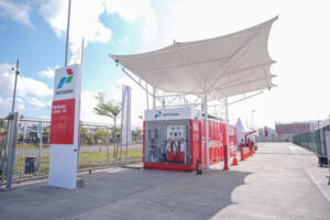  Ilustrasi layanan BBM jenis Pertamax Turbo hadir di SPBU modular area Pertamina Mandalika International Circuit, Lombok, NTB, 