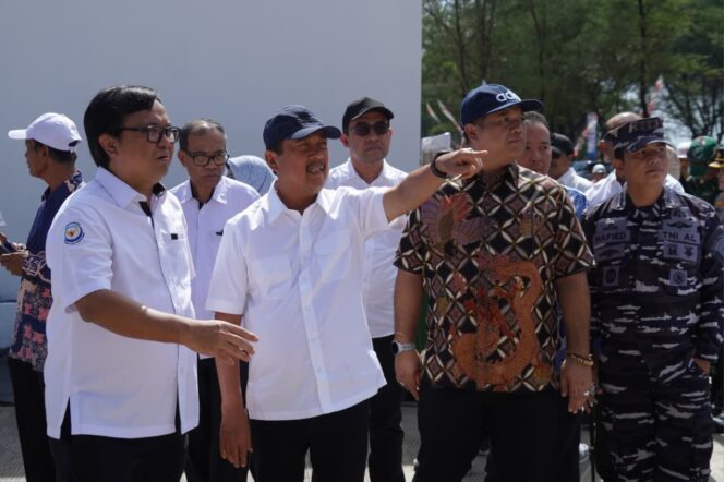 
					Menteri Kelautan dan Perikanan Sakti Wahyu Trenggono