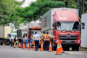  Direktorat Jenderal Perhubungan Darat Kemenhub memberlakukan Sistem Informasi Manajemen Pengujian Kendaraan Bermotor Terintegrasi Penuh (SIM PKB Fullcycle) secara nasional per 2 Januari 2026. (Foto Humas Kemenhub)