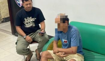 Pelaku Penikaman saat ditahan polisi (Ist)