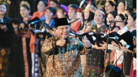 Presiden Prabowo Subianto pada acara Puncak Peringatan Natal Nasional Tahun 2025 di Tennis Indoor Senayan, Jakarta, Senin (5/1/2026). (Foto: BPMI Setpres)