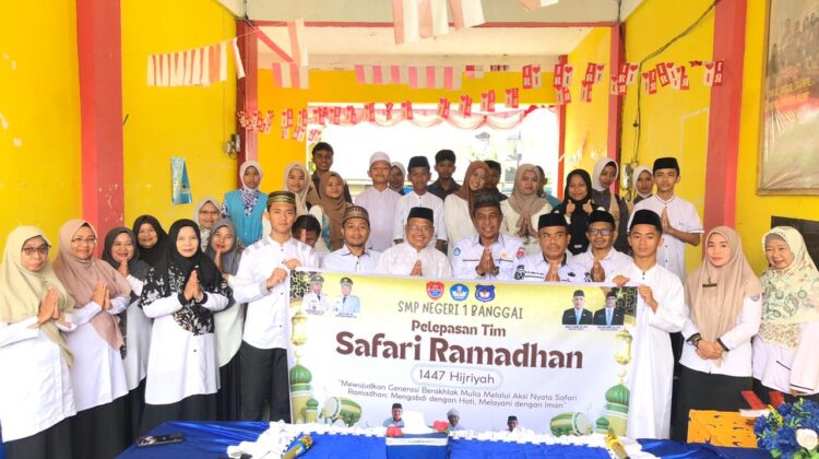 Mantap! SMP N 1 Banggai Lepas Tim Safari Ramadan ke 4 Kecamatan, Kepsek : Ini Bentuk Latihan Anak-Anak Saya