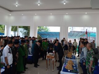 Bupati Sofyan melantik Saiful U. Usuria sebagai Sekretaris Daerah (Foto : Nomo/BanggaiTerkini)