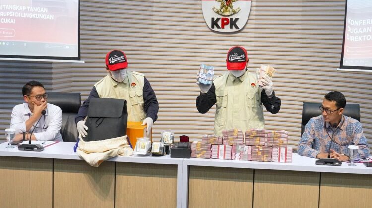 KPK OTT Kasus Impor di Bea Cukai, Enam Orang Jadi Tersangka