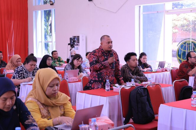 
					Akuntabilitas Anggaran, Kantor Pertanahan Banggai Laut Ikut Bimbingan Teknis Evaluasi Standar Biaya Keluaran