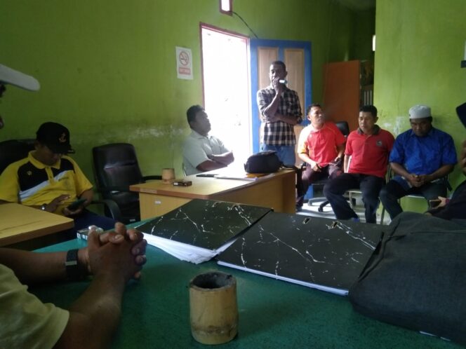 
					Mantap! Pjs Kades Kokudang Suharman Bergerak Cepat Selesaikan Gaji Aparat Desa