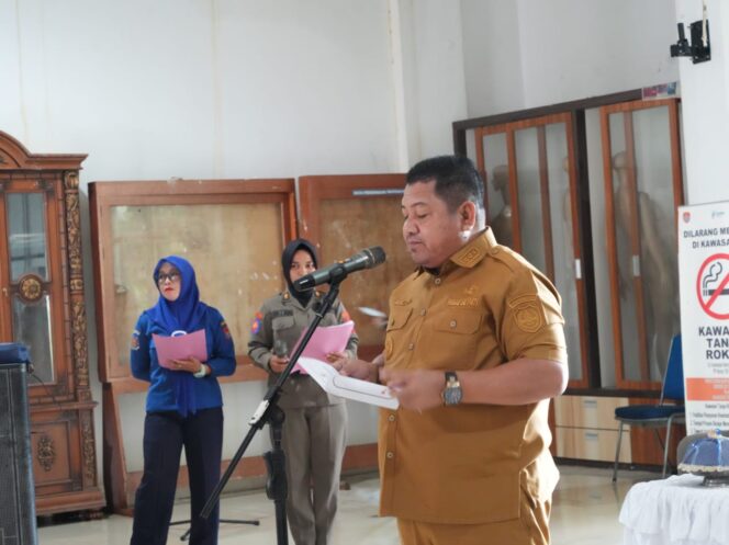 
					Lepas Sat Pol-PP dan Damkar Banggai Laut ke Toli-Toli, Ini Pesan Wabup Ablut