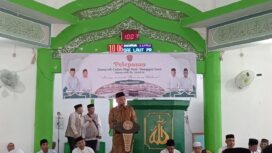 Bupati Banggai Laut saat melepas 65 orang calon jemaah haji Banggai Laut (BanggaiTerkini)