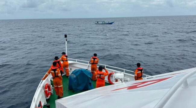 Kapal jolor ditemukan (dok.kantor sar palu)