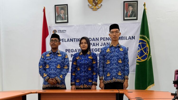 3 ASN Kantah Banggai Laut Dikukuhkan Melaui Sumpah dan Pelantikan